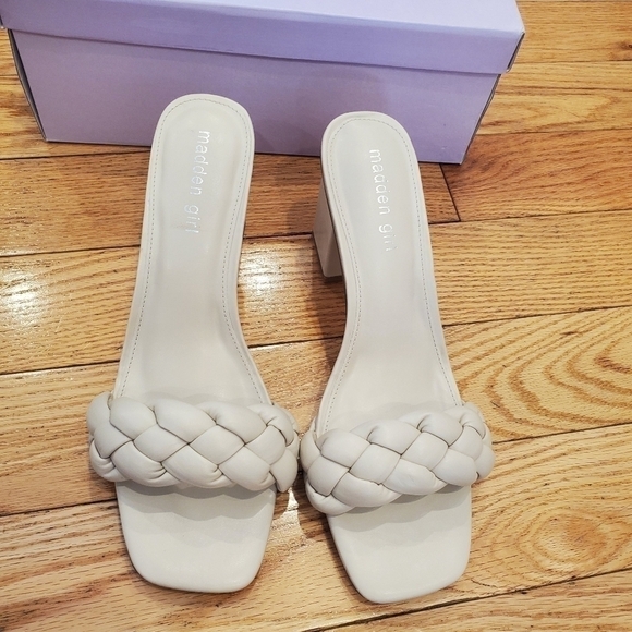 NWT Madden Girl Gracy Slides Size 10 - Picture 5 of 6